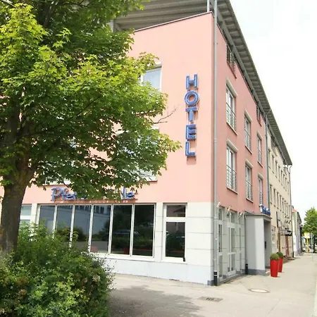 Hotel-restaurant Pfeffermuehle Otel