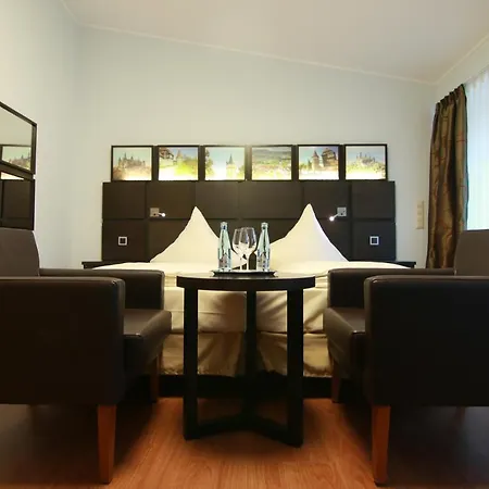 Hotel-restaurant Pfeffermuehle Otel