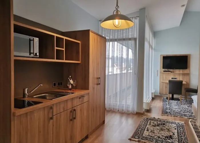 Hotel-restaurant Pfeffermuehle ホテル バーリンゲン